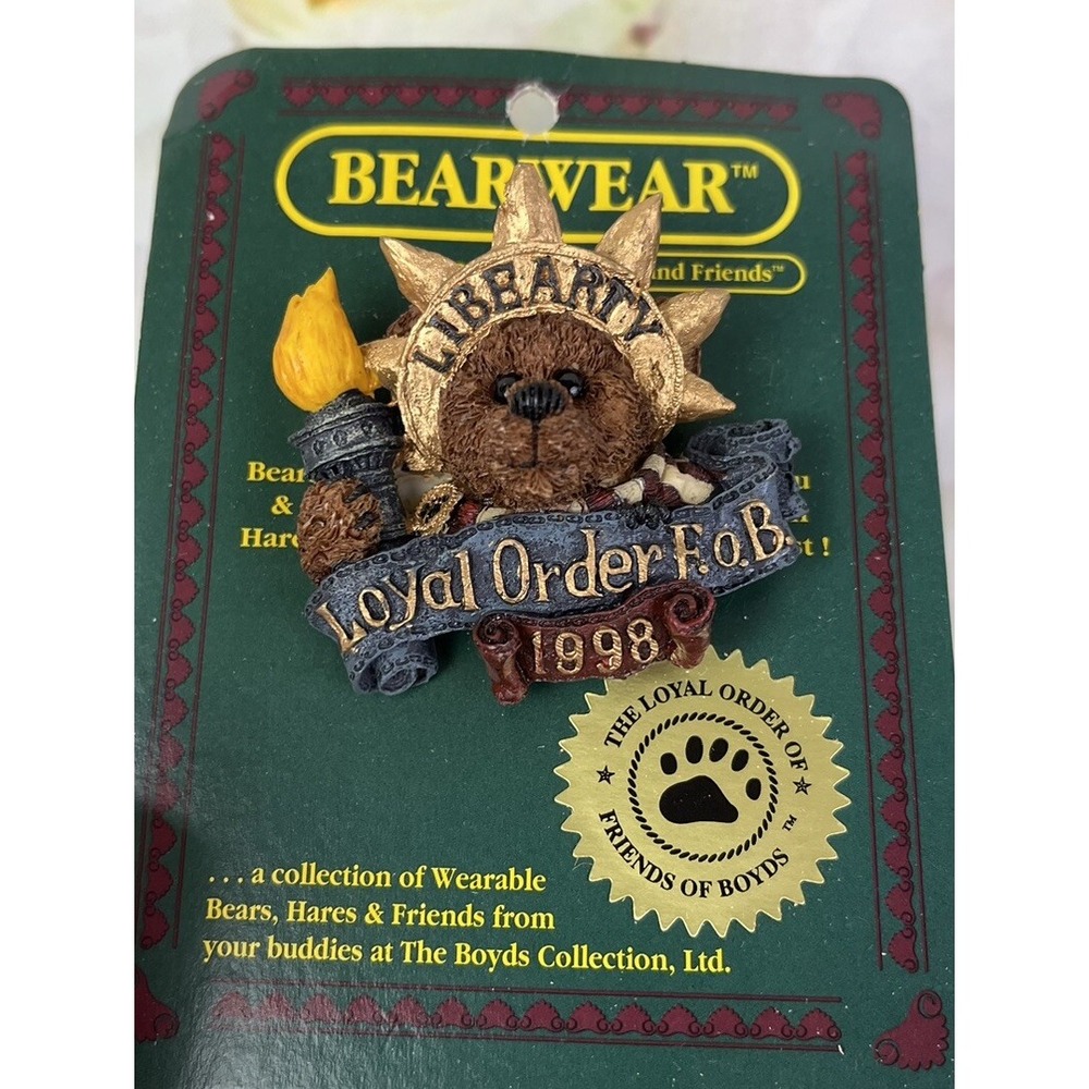 Statue Of Liberty Lapel Pin Boyds Bears & Friends Ms. Libearty Bearwear USA